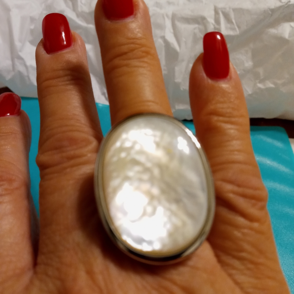 Ring - Picture 7 of 8